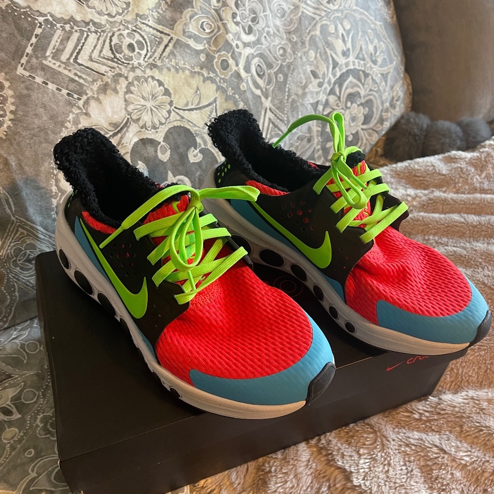 Nike Cruzrone Sneakers - Picture 1 of 8